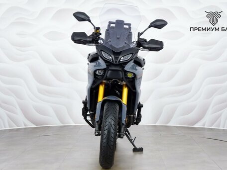 2024 Yamaha Tracer 9, серый, 1649000 рублей, вид 4
