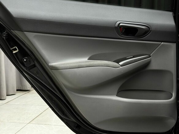 2007 Honda Civic VIII, чёрный, 929000 рублей - вид 16