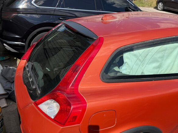 2010 Volvo C30 I Рестайлинг, оранжевый, 250000 рублей - вид 14