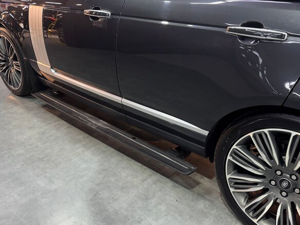 2021 Land Rover Range Rover IV Рестайлинг, серый, 9550000 рублей - вид 11