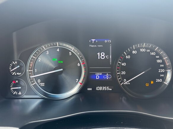 2019 Lexus LX 570 III Рестайлинг 2, белый, 8490000 рублей - вид 10