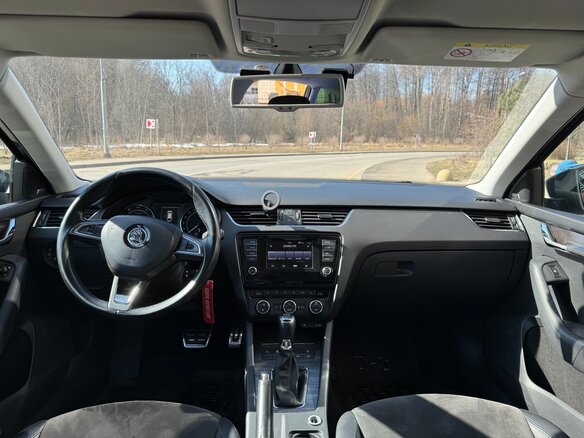2014 Skoda Octavia Scout III (A7), серый, 1799000 рублей - вид 17