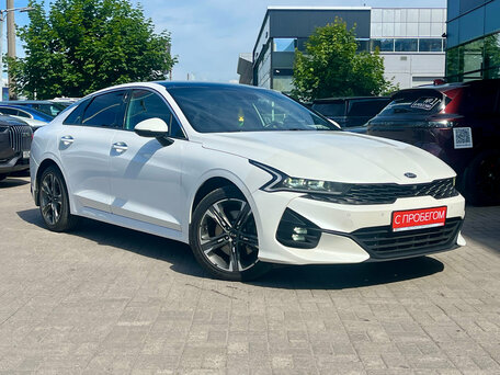 Kia K5 III