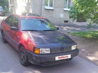 1989 Volkswagen Passat B3, красный, 180000 рублей, вид 1
