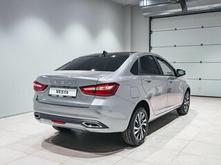 2026 Lada (ВАЗ) Vesta I Рестайлинг (NG), серебристый, 2035000 рублей, вид 4