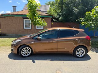 2014 Kia Ceed II, коричневый, 1300000 рублей, вид 2