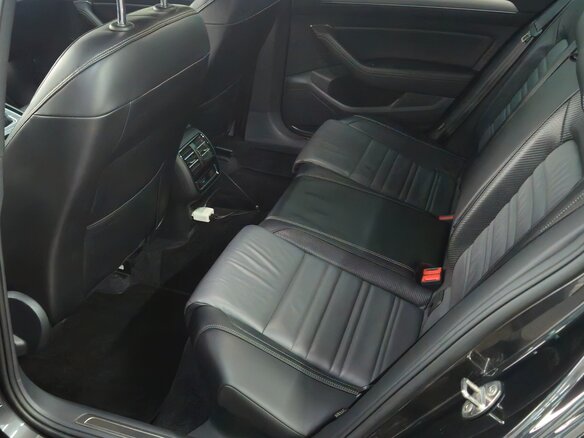 2018 Volkswagen Passat DSG7 B8, серый, 2400000 рублей - вид 11