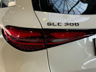2025 Mercedes-Benz GLC 300 II (X254), белый, 8800000 рублей, вид 5