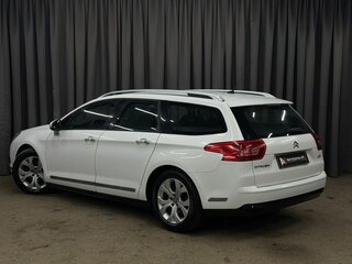 2010 Citroen C5 II, белый, 679777 рублей, вид 2