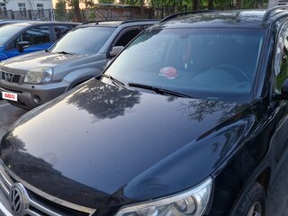 2011 Volkswagen Tiguan I, чёрный, 970000 рублей, вид 3