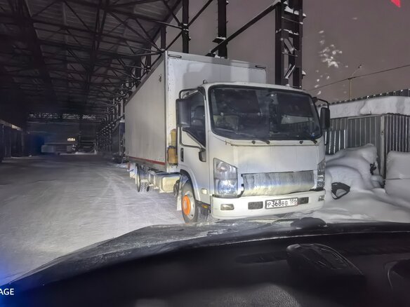 2014 Isuzu Elf (N-series), белый, 1750000 рублей - вид 6