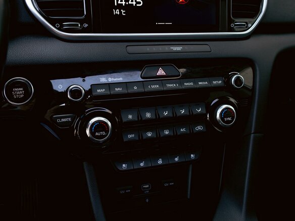 2021 Kia Sportage IV Рестайлинг, белый, 2095000 рублей - вид 14