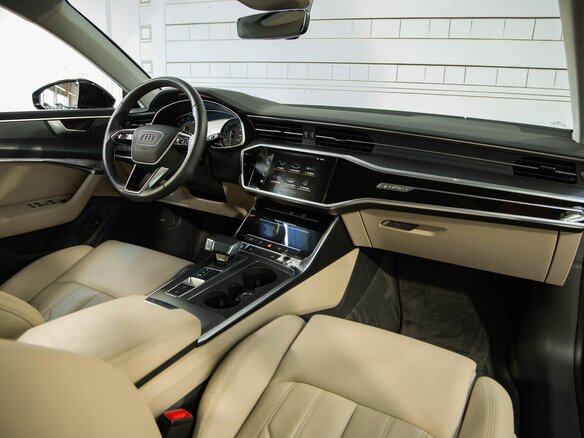 2020 Audi A7 45 TFSI II (4K), чёрный, 4650000 рублей - вид 31
