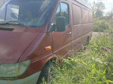 2001 Mercedes-Benz Sprinter, красный, 540000 рублей, вид 2
