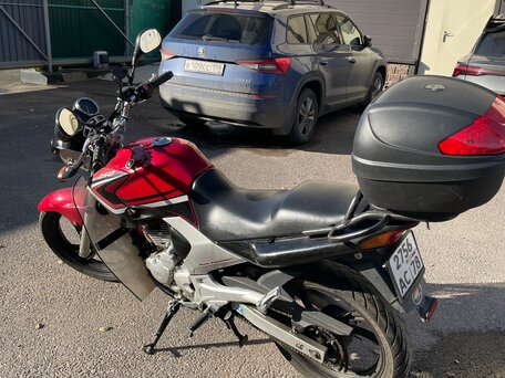 2011 Yamaha YBR250, красный, 240000 рублей, вид 2