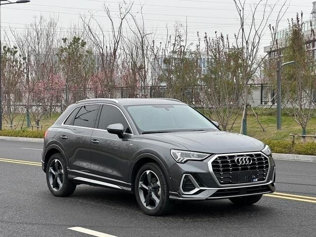 Открыть фотографии: Audi Q3 II (F3)