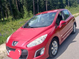 2011 Peugeot 308 I Рестайлинг, красный, 425000 рублей, вид 1