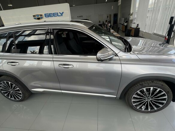 2025 Geely Monjaro I, серебристый, 4899990 рублей - вид 5