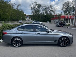 2020 BMW 5 серии 520i VII (G30/G31/G38), серый, 3400000 рублей, вид 4