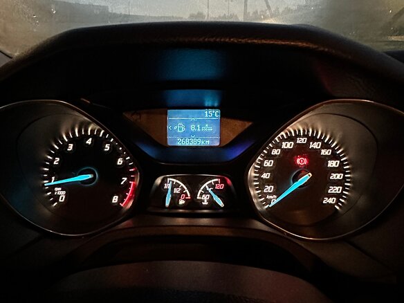 2012 Ford Focus III, белый, 700000 рублей - вид 10