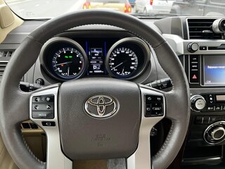 2016 Toyota Land Cruiser Prado 150 Series Рестайлинг 1, белый, 4500000 рублей, вид 5
