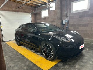 2023 Zeekr 001 100 kWh I, чёрный, 5000000 рублей, вид 1