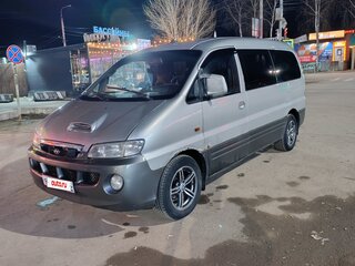 2002 Hyundai Starex I Рестайлинг, серебристый, 460000 рублей, вид 1