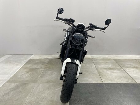 2021 Triumph Trident 660, чёрный, 720000 рублей, вид 3