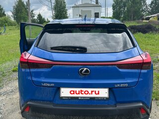 2019 Lexus UX 200 I, голубой, 2400000 рублей, вид 4