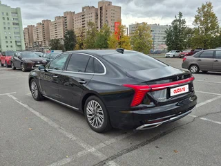 2024 Hongqi H5 II, чёрный, 2800000 рублей, вид 4