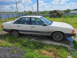 1987 Audi 100 III (C3), белый, 300000 рублей, вид 4