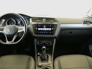 2021 Volkswagen Tiguan II Рестайлинг, серый, 3223000 рублей, вид 5