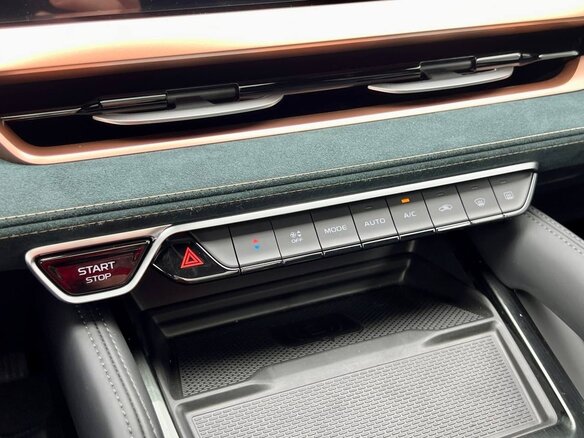 2023 Geely Monjaro I, зелёный, 3499000 рублей - вид 13
