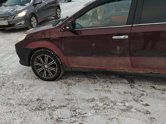 2013 Geely MK Cross I, пурпурный, 150000 рублей - вид 6