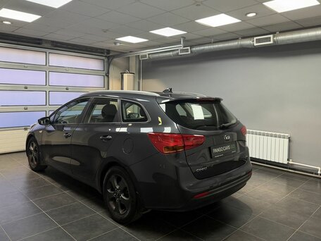 2018 Kia Ceed III, серый, 1498000 рублей, вид 4