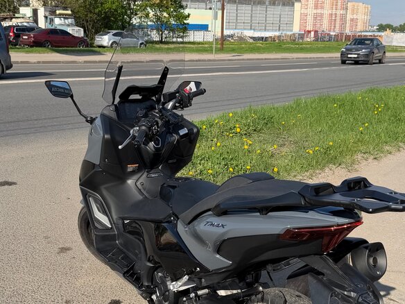 2022 Yamaha TMAX, серый, 1300000 рублей - вид 13