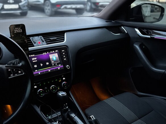 2018 Skoda Octavia III (A7) Рестайлинг, чёрный, 1200000 рублей - вид 27