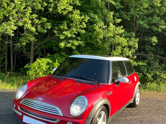 2004 Mini Hatch Cooper I (R50), красный, 499000 рублей