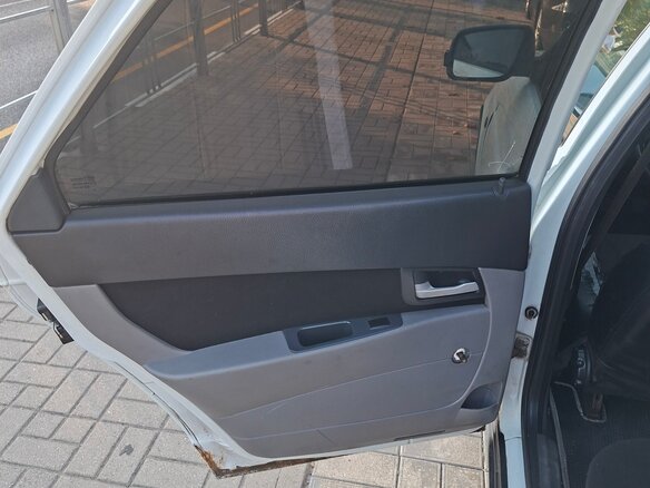 2010 Lada (ВАЗ) Priora I, белый, 325000 рублей - вид 11