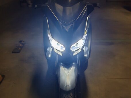 2015 Yamaha XMAX, серебристый, 535000 рублей, вид 2