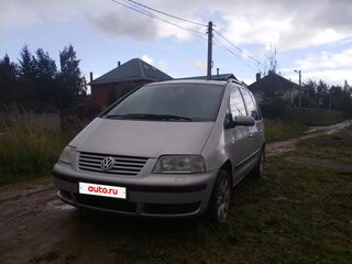 2002 Volkswagen Sharan I Рестайлинг, серебристый, 338000 рублей, вид 2