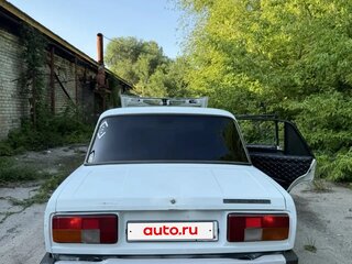 2002 Lada (ВАЗ) 2105, белый, 125000 рублей, вид 1