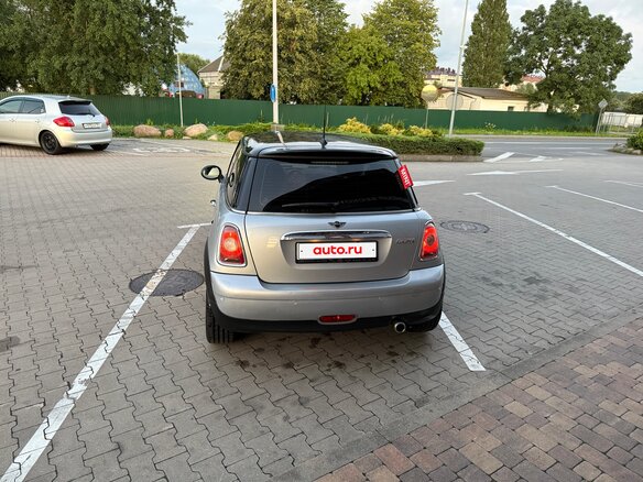 2008 Mini Hatch Cooper II (R56), серебристый, 810000 рублей - вид 3