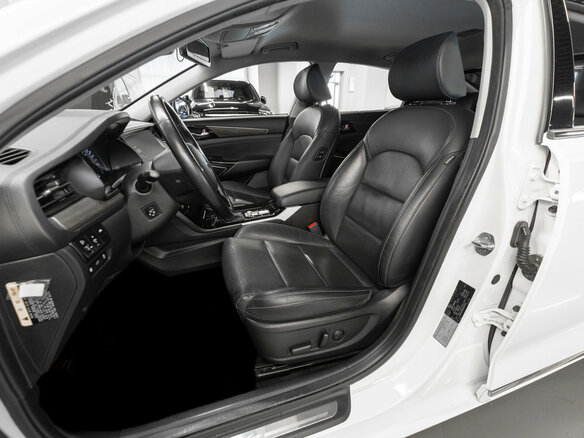 2020 Kia K7 YG (II) Рестайлинг, белый, 2800000 рублей - вид 8