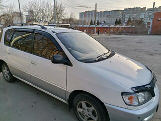 1997 Toyota Ipsum I (M10), белый, 530000 рублей, вид 3