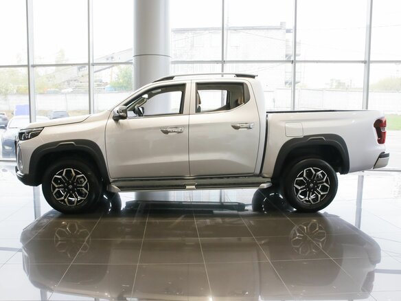 2025 Changan Hunter Plus, серебристый - вид 1