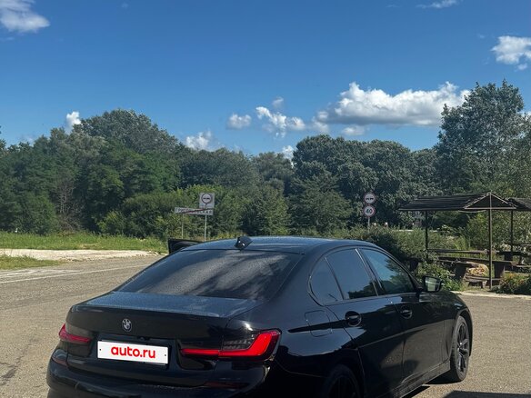 2020 BMW 3 серии 330i VII (G2x), чёрный, 3450000 рублей - вид 10