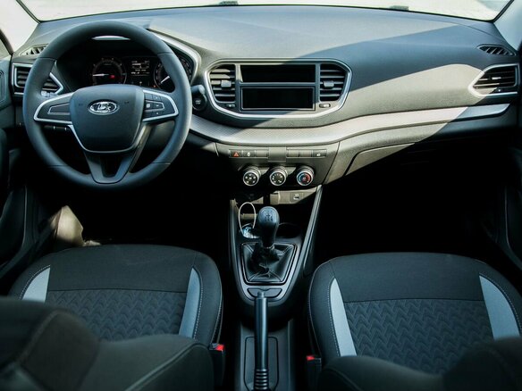 2026 Lada (ВАЗ) Vesta I Рестайлинг (NG), белый - вид 15