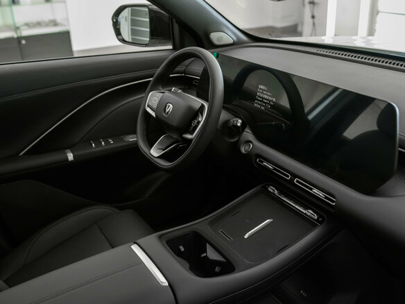 2026 Changan UNI-S I Рестайлинг, белый, 3149000 рублей - вид 29