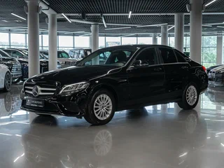 2019 Mercedes-Benz C-Класс 180 IV (W205) Рестайлинг, чёрный, 1840000 рублей, вид 1